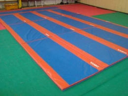Les tapis d'acrobatie